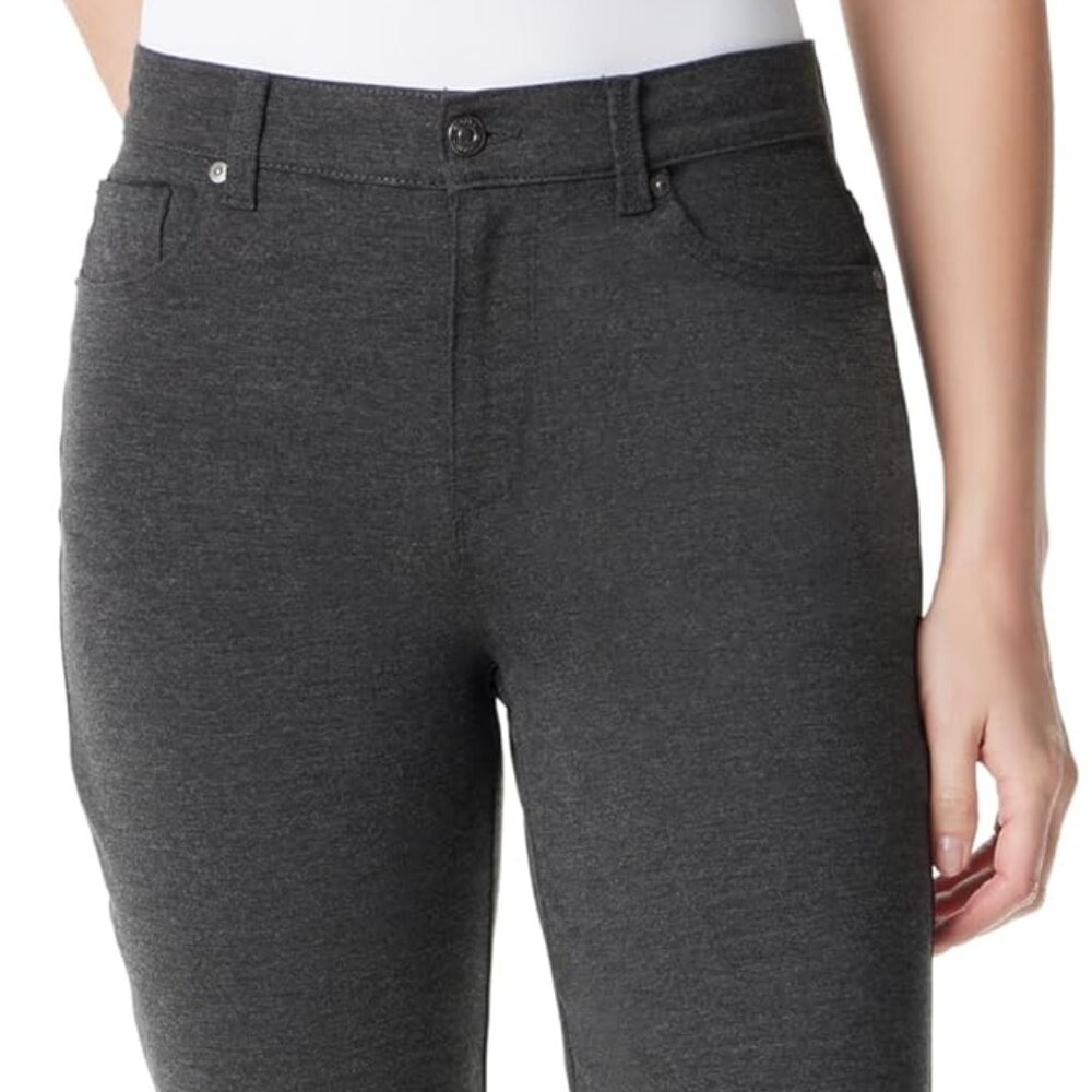 NWT Gloria Vanderbilt Amanda Ponte jeans